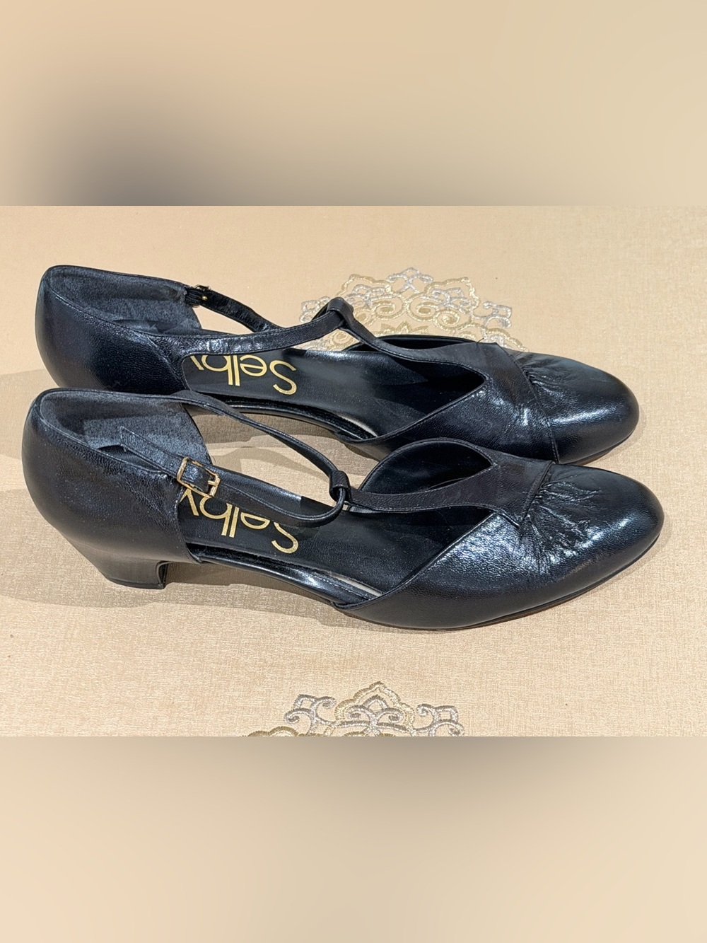 Vintage Selby Black Leather T-Strap Low Block Heel Shoes